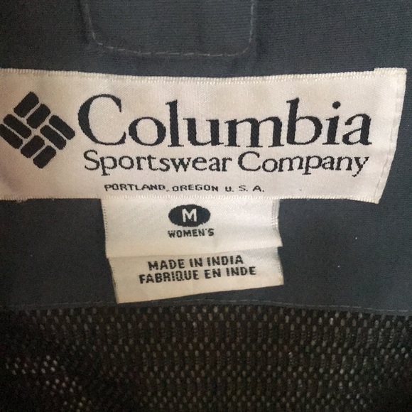 Women’s Columbia Waterproof Jacket - Picture 6 of 8